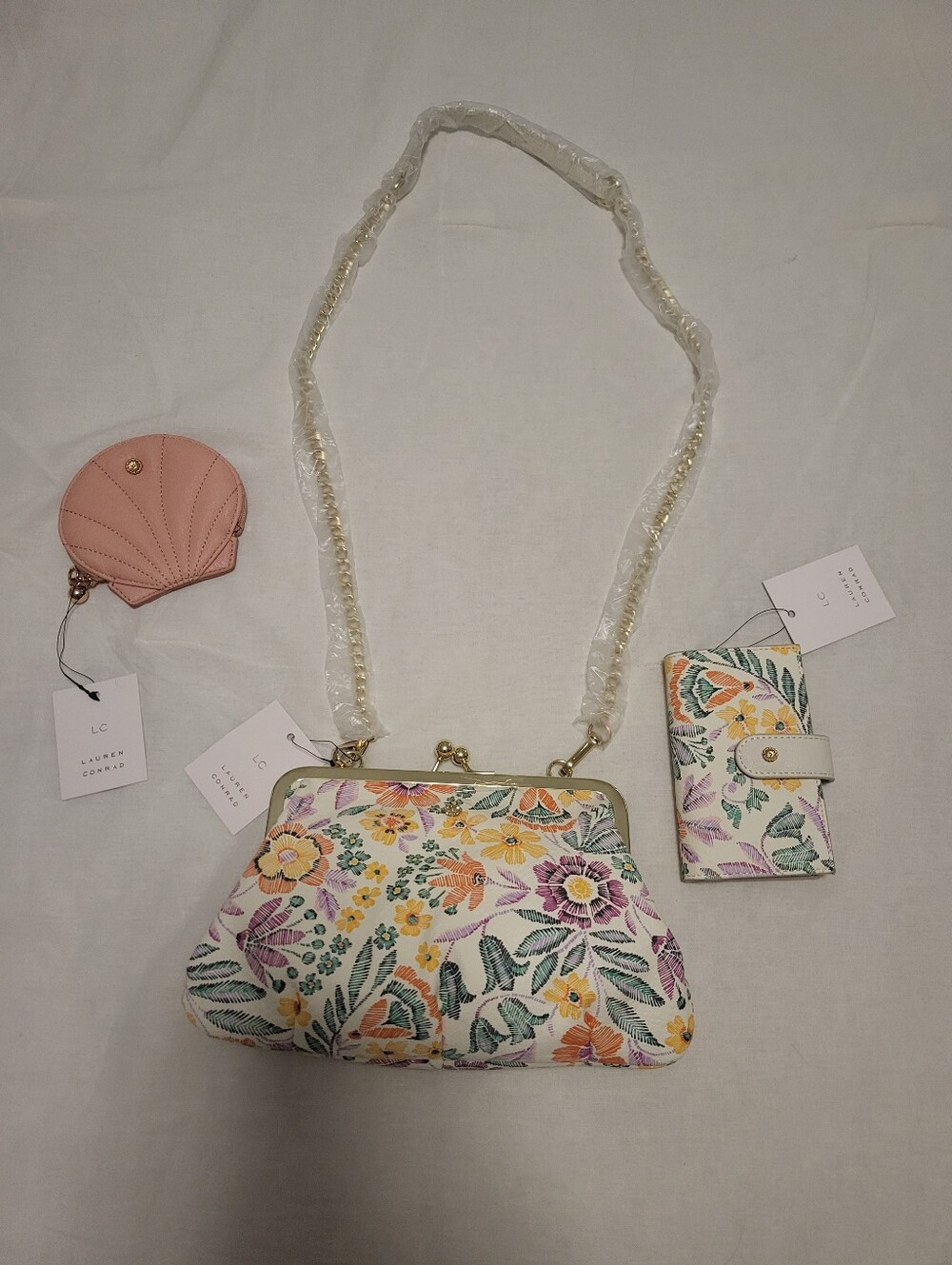 LC Lauren Conrad Floral Clutch Crossbody Purse, Wallet, and Coin Pouch - NWT
